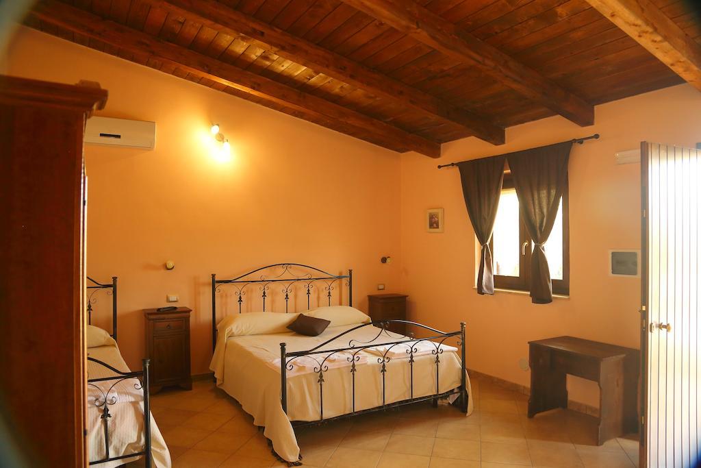 Al Grande Gelso Villa Cariati Room photo