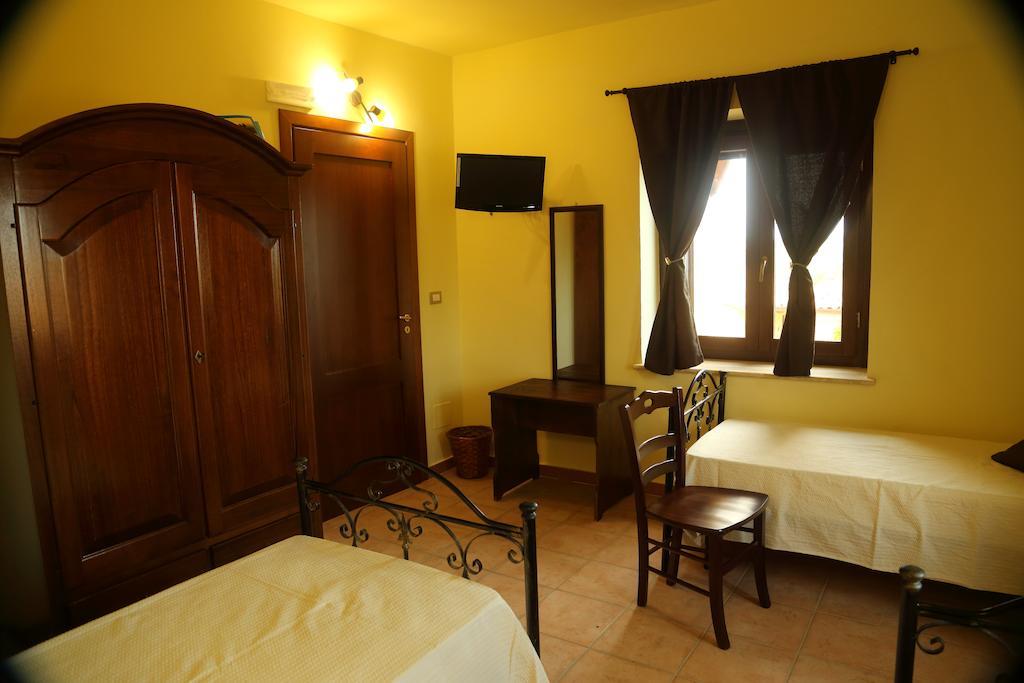 Al Grande Gelso Villa Cariati Room photo
